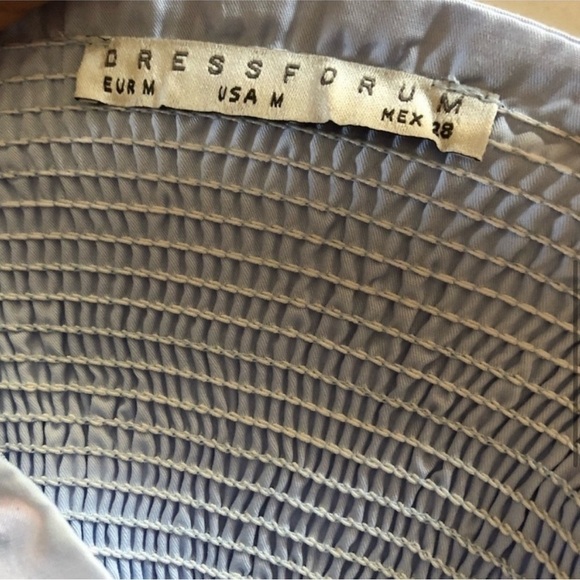 DRESS FORUM baby blue crop top front bow - Picture 8 of 16